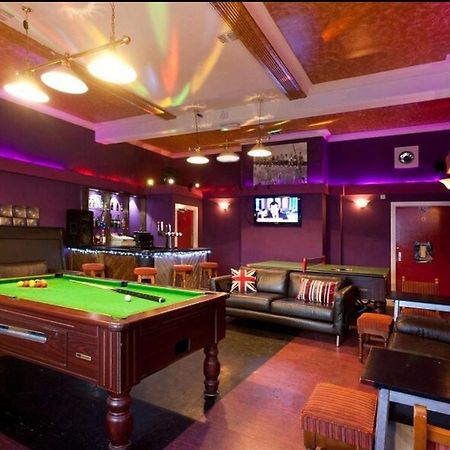 Foresters Inn Contractors Own Apartment - City Centre By Victoria Centre Shopping Centre - Your Own 7 Double Bedrooms Private Apartment With 3 Bathrooms And Snooker Room - Full Kitchen - Outdoor Parking For Cars Or Vans At Five Pounds A Day Nottingham Exteriér fotografie