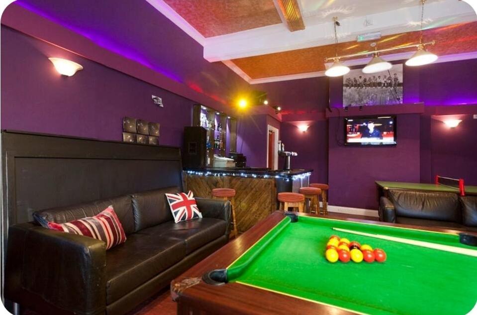 Foresters Inn Contractors Own Apartment - City Centre By Victoria Centre Shopping Centre - Your Own 7 Double Bedrooms Private Apartment With 3 Bathrooms And Snooker Room - Full Kitchen - Outdoor Parking For Cars Or Vans At Five Pounds A Day Nottingham Exteriér fotografie