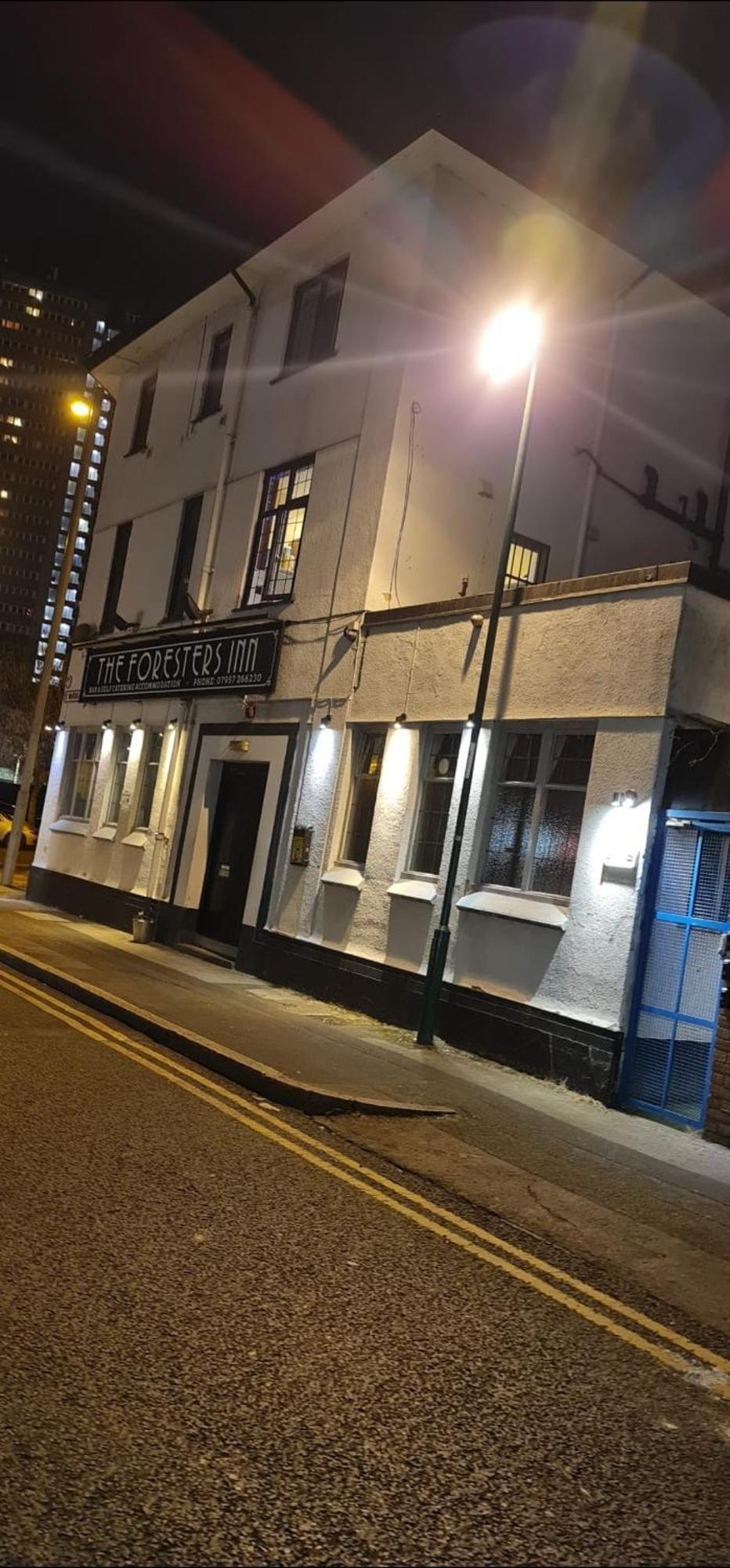 Foresters Inn Contractors Own Apartment - City Centre By Victoria Centre Shopping Centre - Your Own 7 Double Bedrooms Private Apartment With 3 Bathrooms And Snooker Room - Full Kitchen - Outdoor Parking For Cars Or Vans At Five Pounds A Day Nottingham Exteriér fotografie